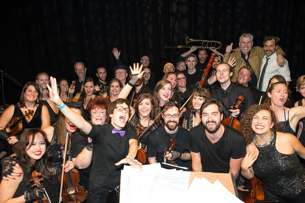 1380516417-99_seattle_rock_orchestra_4362