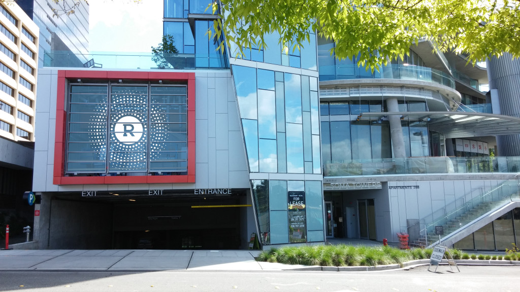 2015_0424 -Logo Center